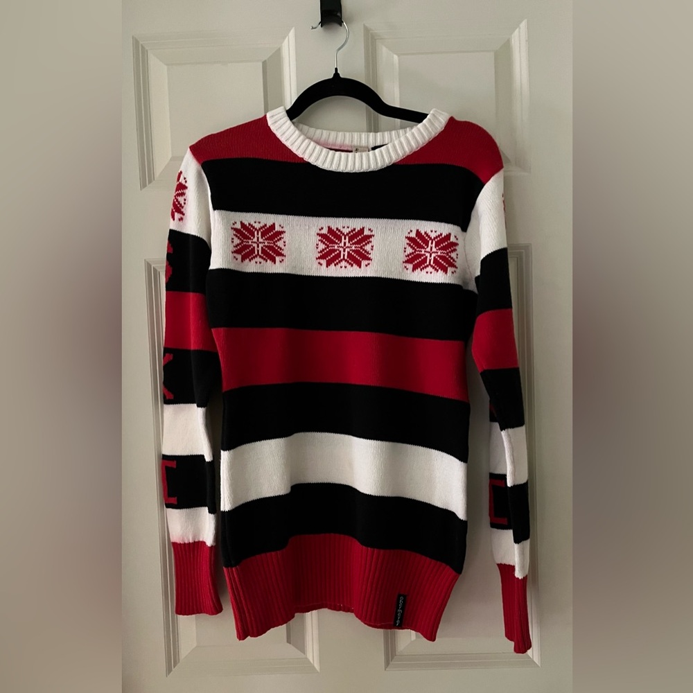 OBERMEYER ESKIMO KISSES WOMEN'S SWEATER RED/WHITE/BLACK with “SKI” on arm size S